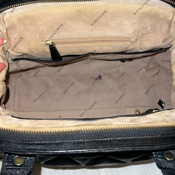 Black Brahmin quilted satchel with shoulder strap - Picture 5 of 12